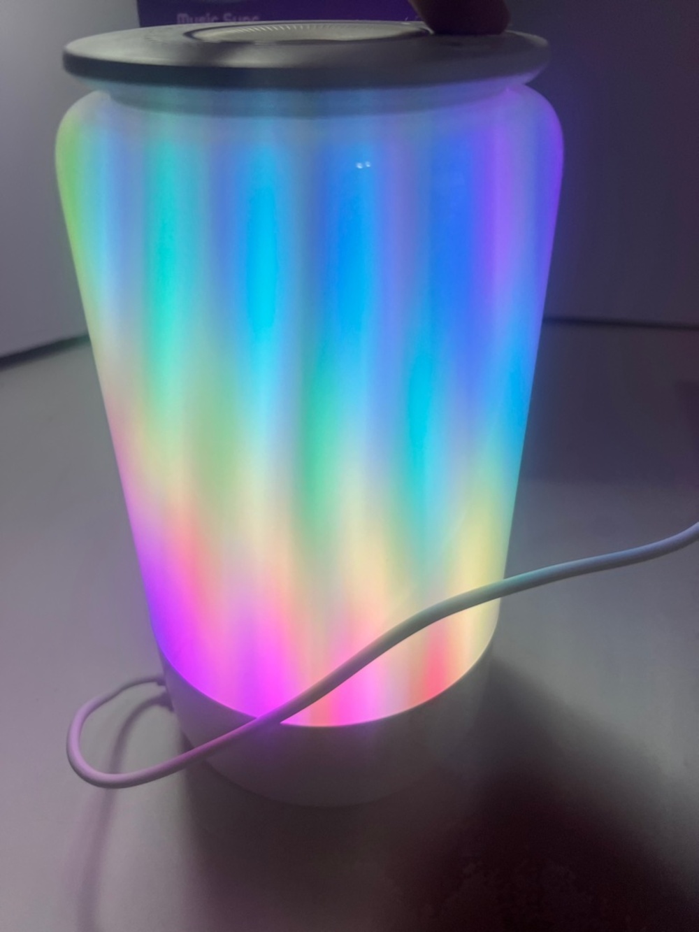 RGB Table Music Sync Lamp Magic Acous. It has different color settings - Picture 8 of 15